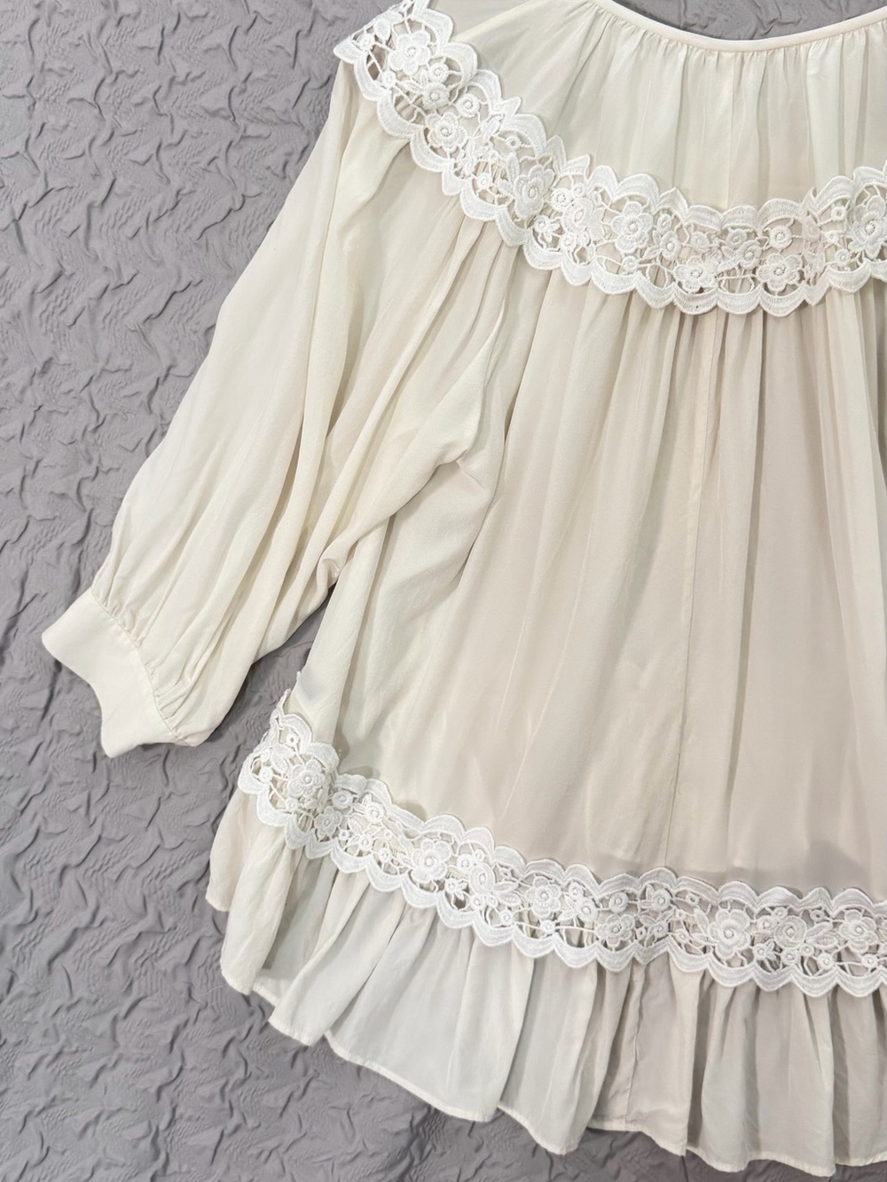 Kate Spade New York Silk Lace Ruffle High Low Boho Blouse Ivory womens Medium - Picture 9 of 12